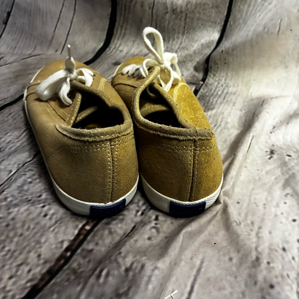 Keds Women’s Gold Metallic Shimmering Sneakers Sz 7 Lace Up Casual Shoes Euc — image 6 of 8